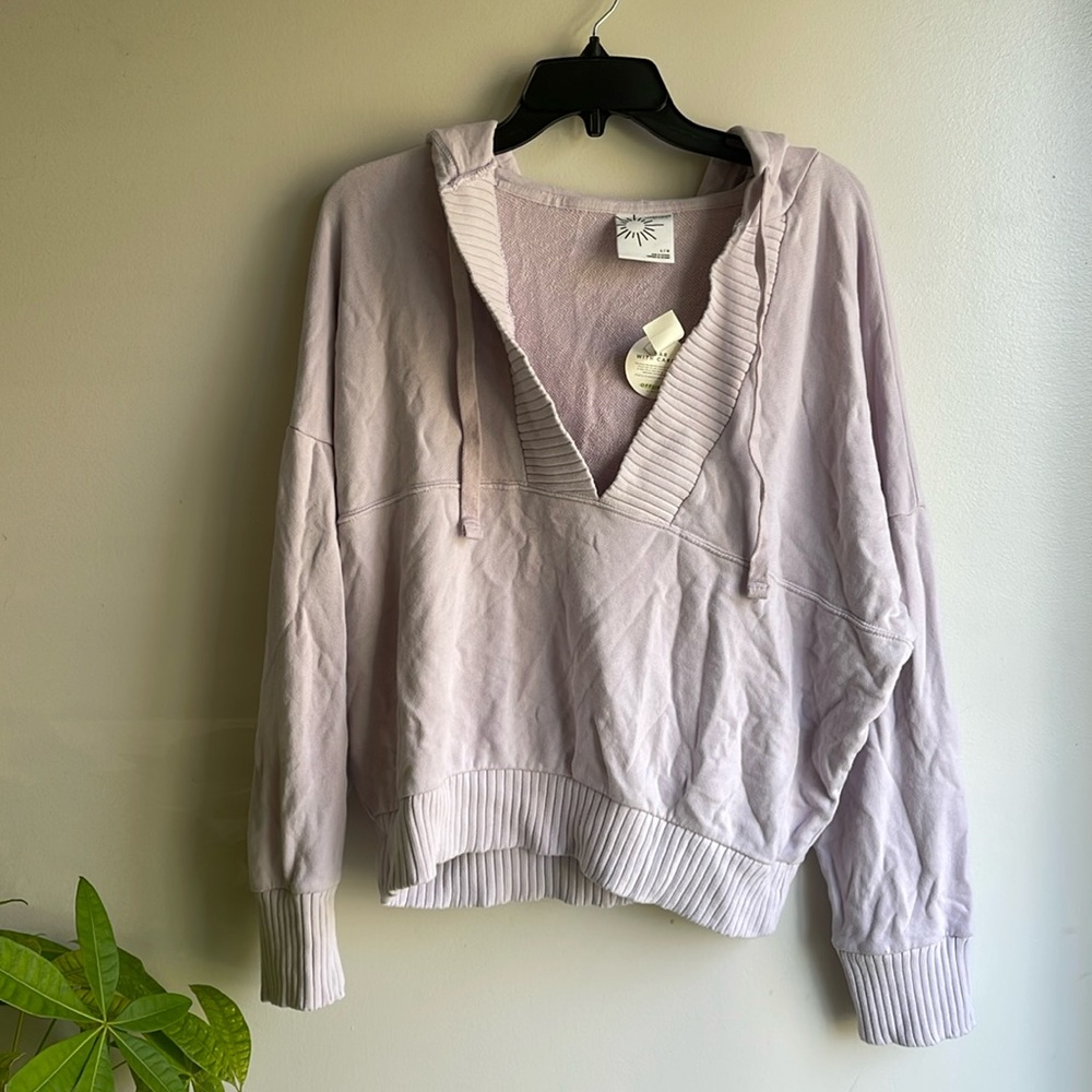 Lilac Offline by Aerie Size Large V Neck Lightweight Sweater Hoodie NWT